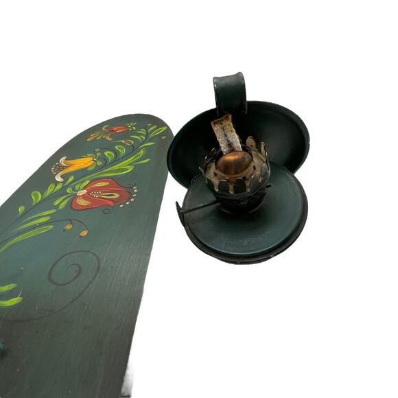 Tole Painted Oil Lamp Sconce Wooden Back Metal Oil Well Retro Handpainted Signed - Picture 8 of 16